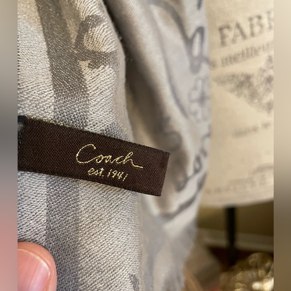 Coach long scarf - Picture 2 of 4